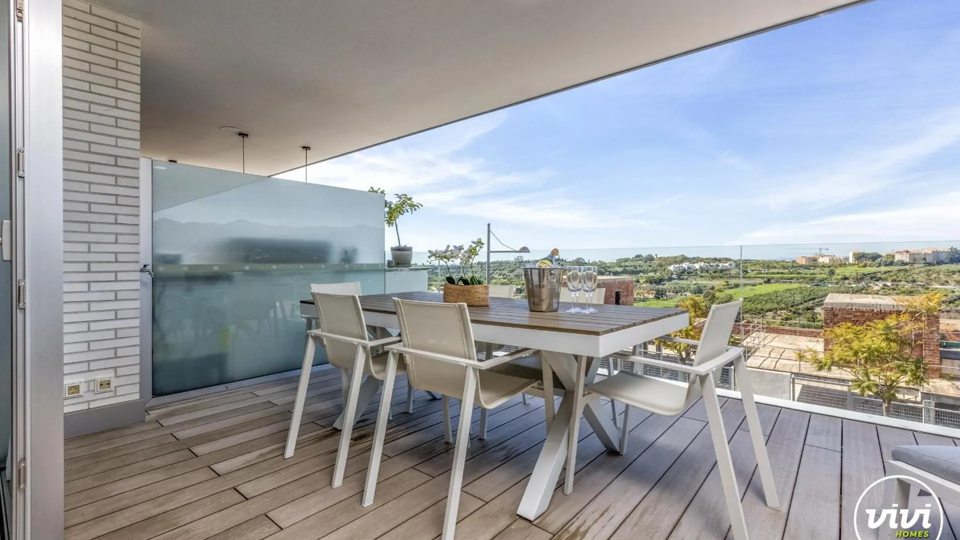 펜션 Vivi Homes - Sonrisa Pool, Terrace, Golf & Beach 에스테포나 스페인